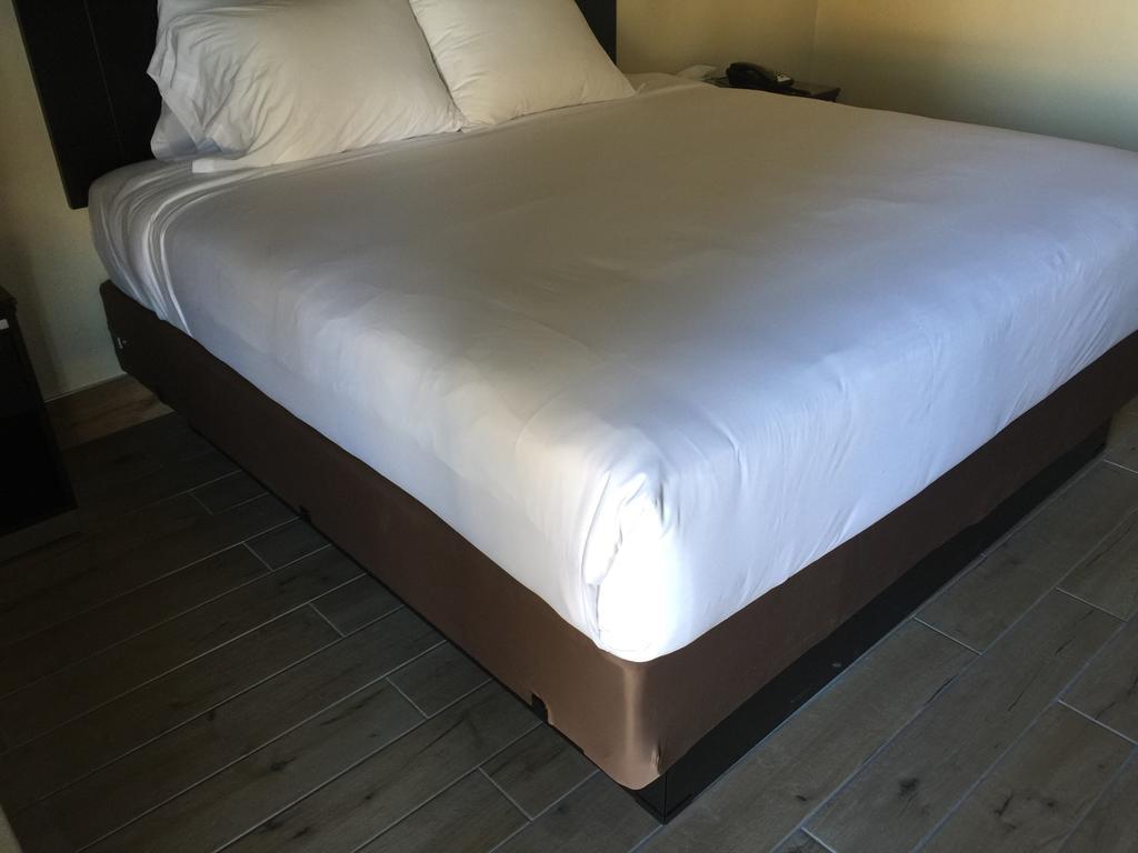 Colton Inn Екстериор снимка